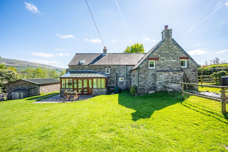 Rear Elevation- click for photo gallery